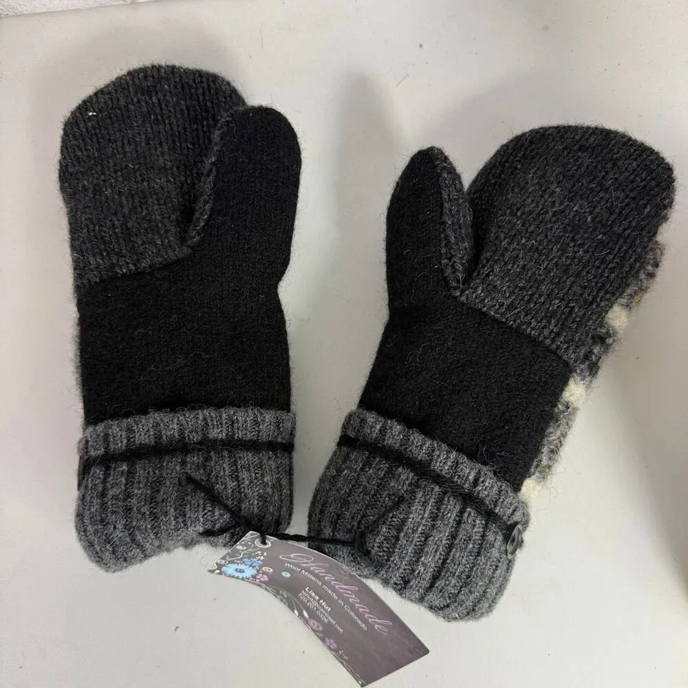 Handmade Wool Mittens one Size NWT